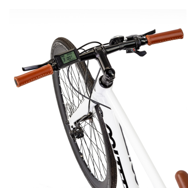 Handlebar of Oolter Torm white e-bike featuring a digital display and brown leather grips.