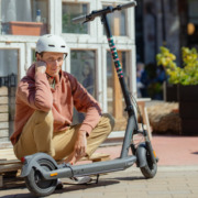 Elektritoukeratta liikluskindlustus palju maksab kes peab kindlustama Inmotion S1 electric scooter