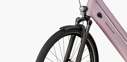 Rear rack of the Riese & Müller Culture Mixte Silent electric bike with fender and wheel