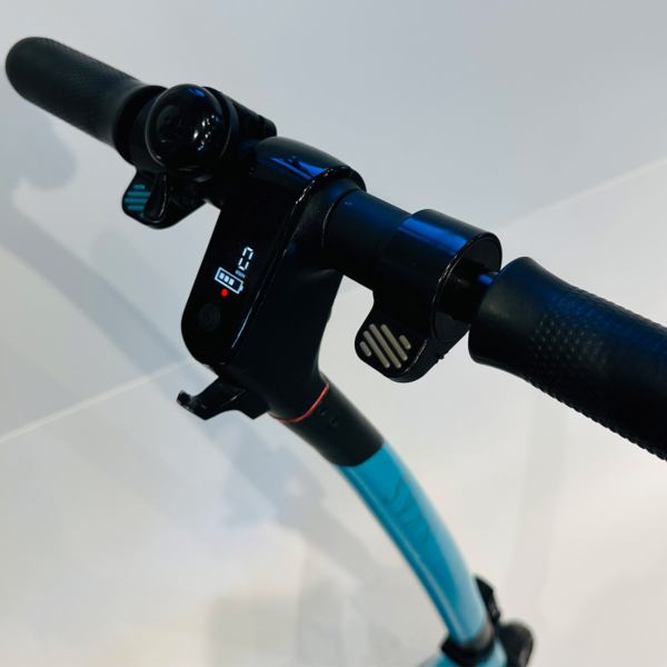 Electric scooter Gpad Svan blue used handlebar