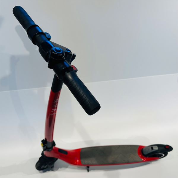 Electric scooter Gpad Svan red used handlebar top view
