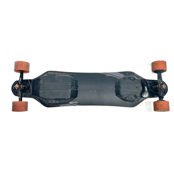 Electric skateboard Exway Flex ER Hub used street tires bottom