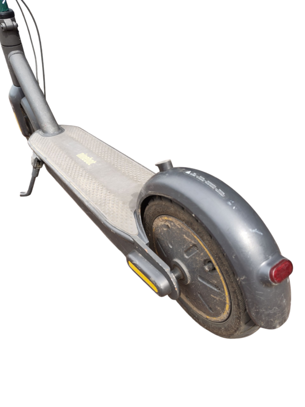 Ninebot G30 rehv
