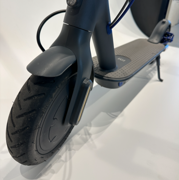 Xiaomi scooter 3 must rehv
