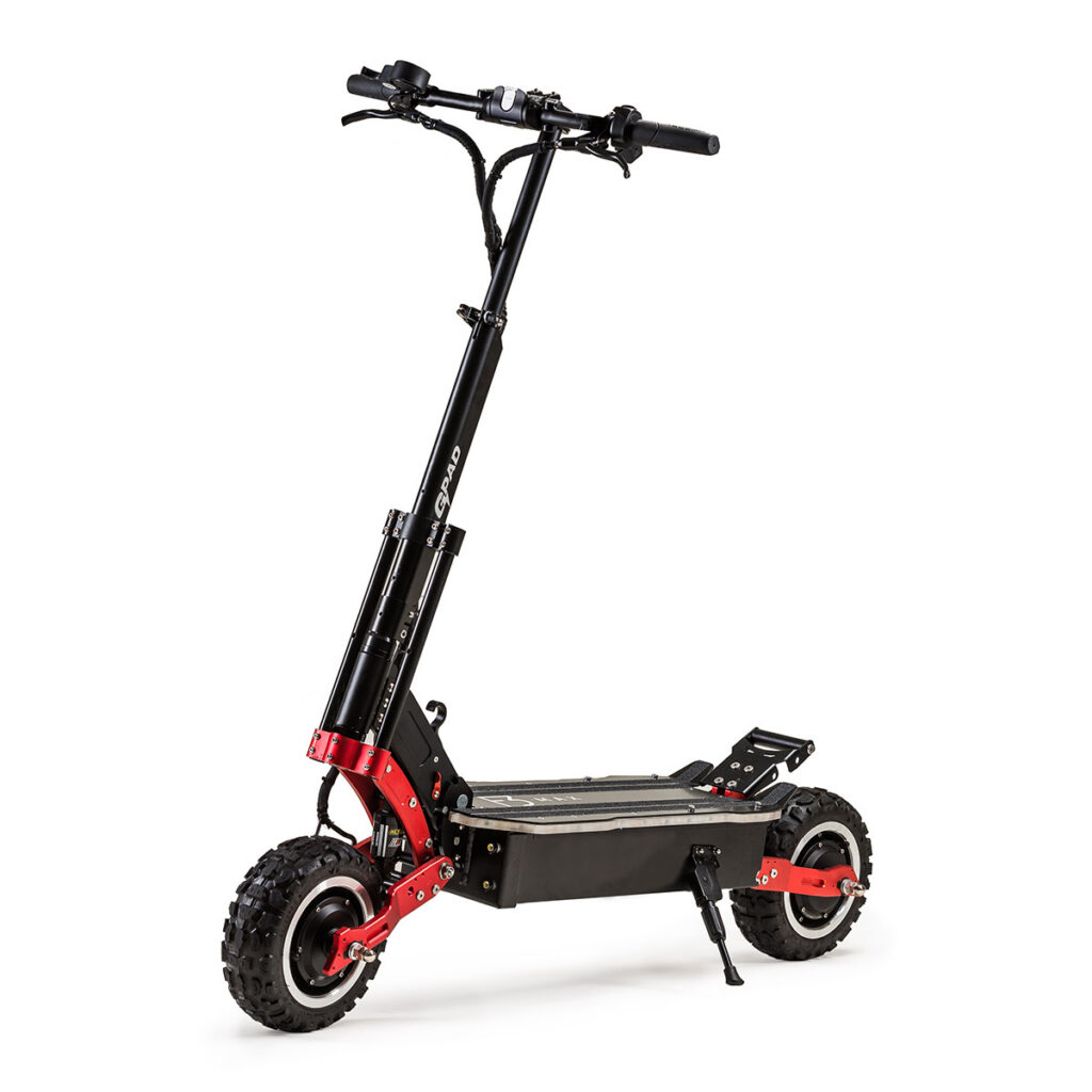 GPad F3 Max DT -sähköpotkulauta sivulta, koko tuotenäkymä, jossa näkyy sen vankka runko ja muotoilu.