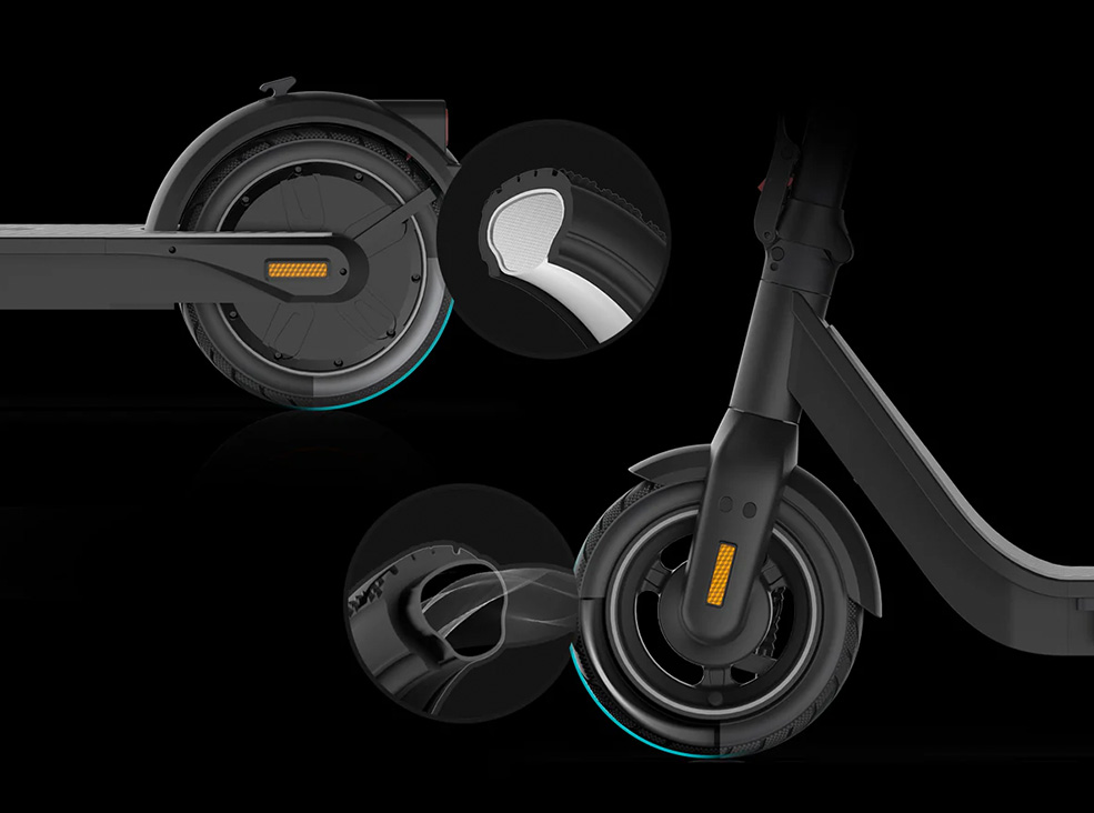 Inmotion Air tires Illustrative image of the Inmotion Air electric scooter's tires.