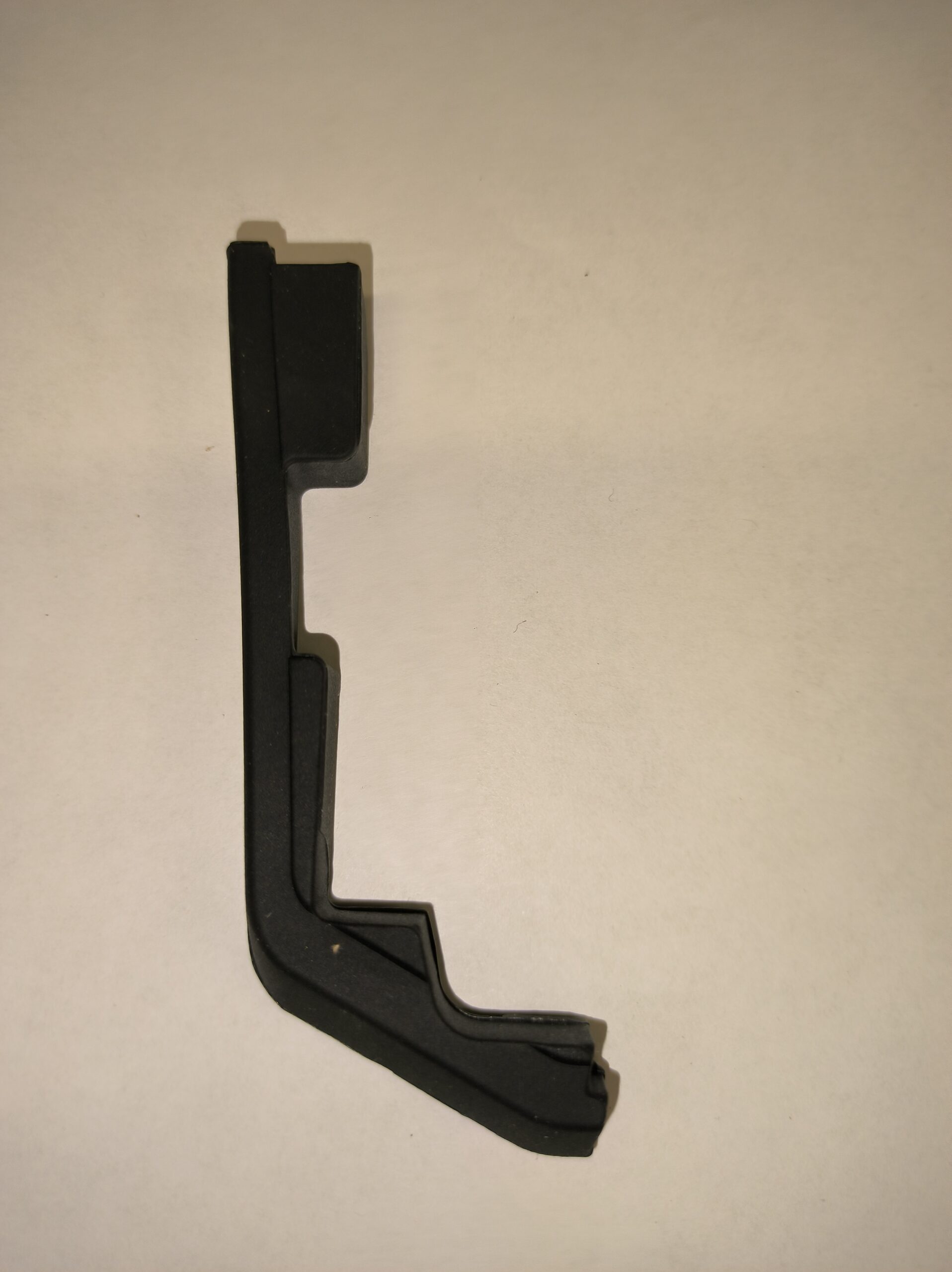 4976-63c11609f3179089200737-img-20230112-155928-scaled Kingsong KS-S18 Rubber protector left - Image 1