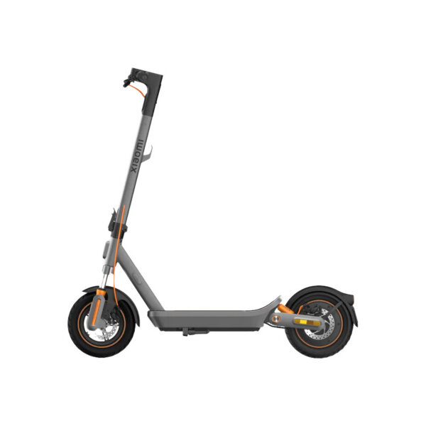 Vasen sivukuva Xiaomi Scooter 6 Max -sähköpotkulaudasta.