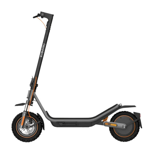 Vasen sivukuva Xiaomi Scooter 6 Pro -sähköpotkulaudasta.