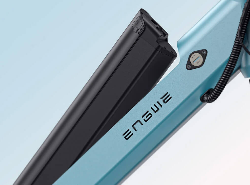 Close-up of the ENGWE P275 SE electric bicycle's removable battery.
